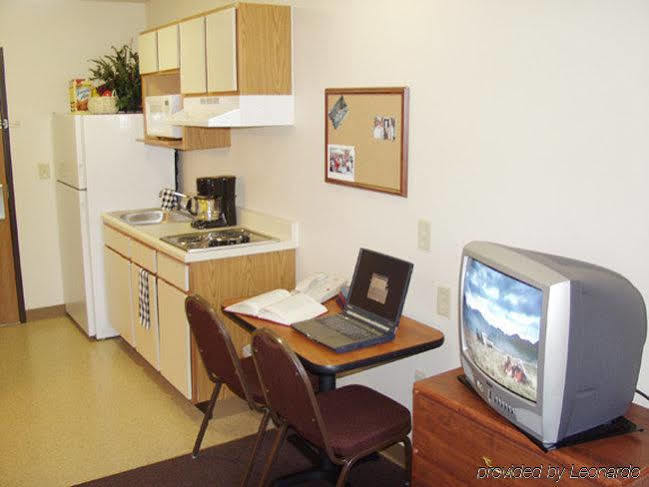 Extended Stay America Select Suites - Pensacola - Northeast Ferry Pass الغرفة الصورة