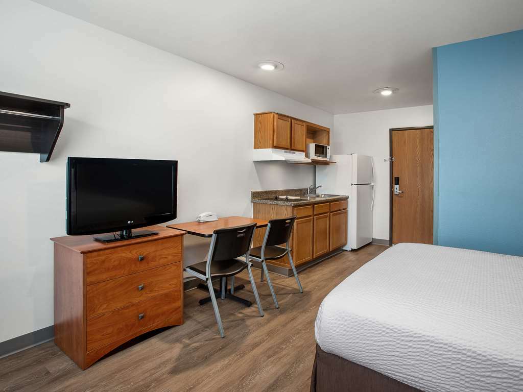 Extended Stay America Select Suites - Pensacola - Northeast Ferry Pass الغرفة الصورة